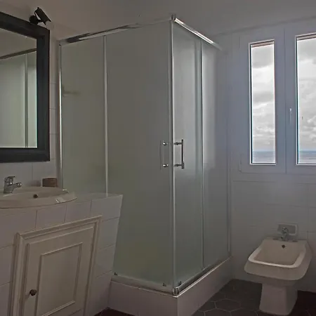 Roussa Suites Guest house *