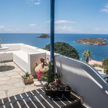 Roussa Suites Guest house Posidhonia (Syros)